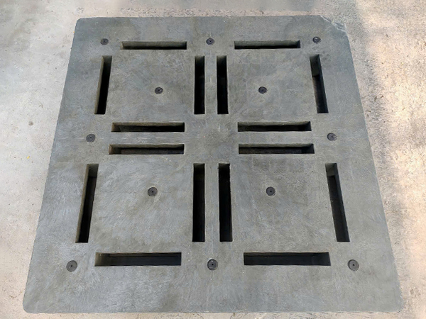 Pallet nhựa